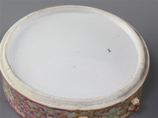 A Chinese Straits enamelled porcelain four tiered box and cover, Teng-kat, late 19th century, height 25cm